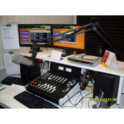 Radio Profesional 8